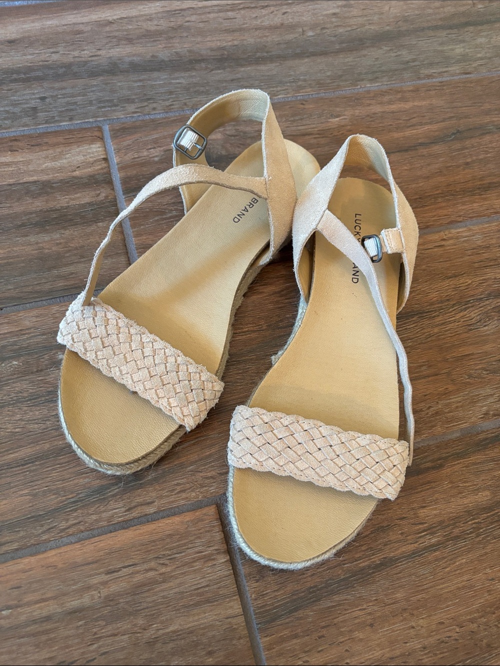 LIKE NEW Lucky Brand Tan Braided Suede Espadrille Sandals